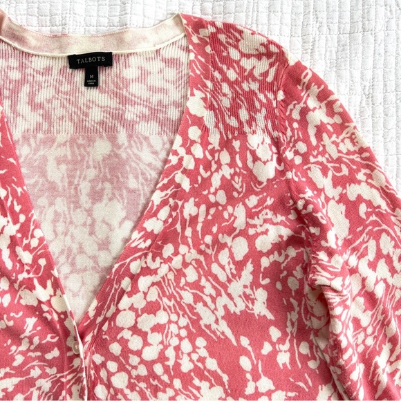 Talbots Salmon Pink and White Art To Wear Button Down Knit Cardigan Size Medium - Picture 4 of 9